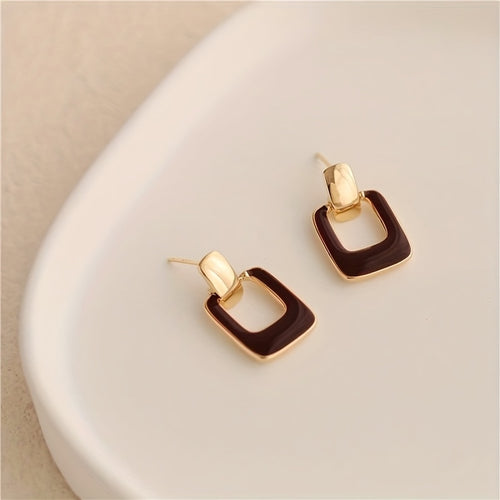 1 Pair of Autumn-Winter Geometric Earrings for Women