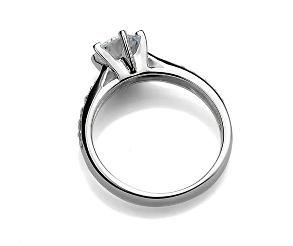 “Elegant 925 Silver Diamond Ring – Simple & Timeless Jewelry for Women”