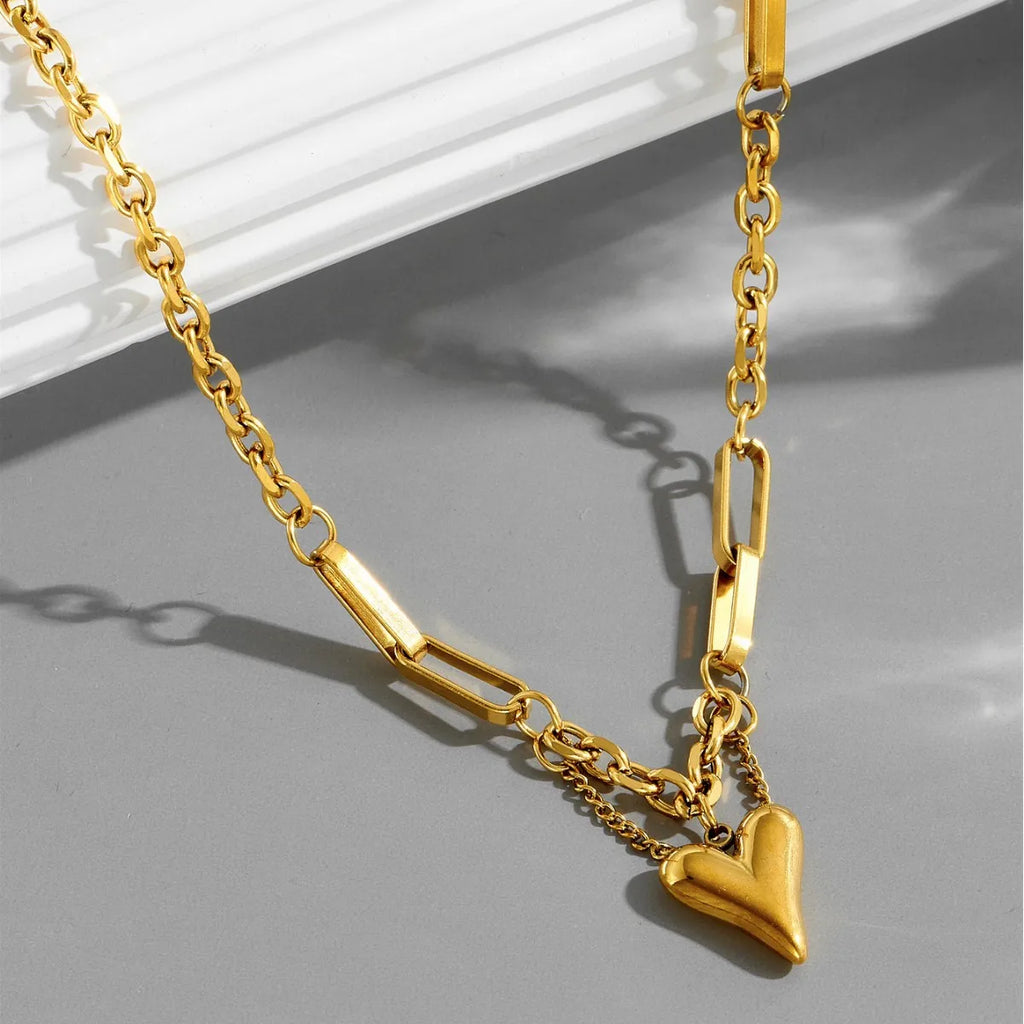 “Classic Heart Bracelet – Simple & Stylish Jewelry Gift for Women”