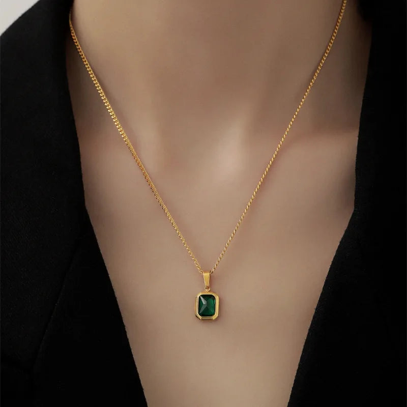 Émeraude Élégance Green Crystal Pendant Necklace - for Sophisticated Women