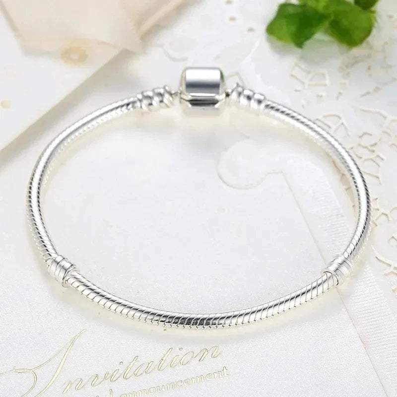 “Original Handmade Snake Bracelet – Soft & Stylish Women’s Jewelry”
