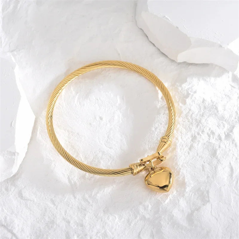 “Gold Heart Charm Bangle – Unisex Stainless Steel Bracelet”